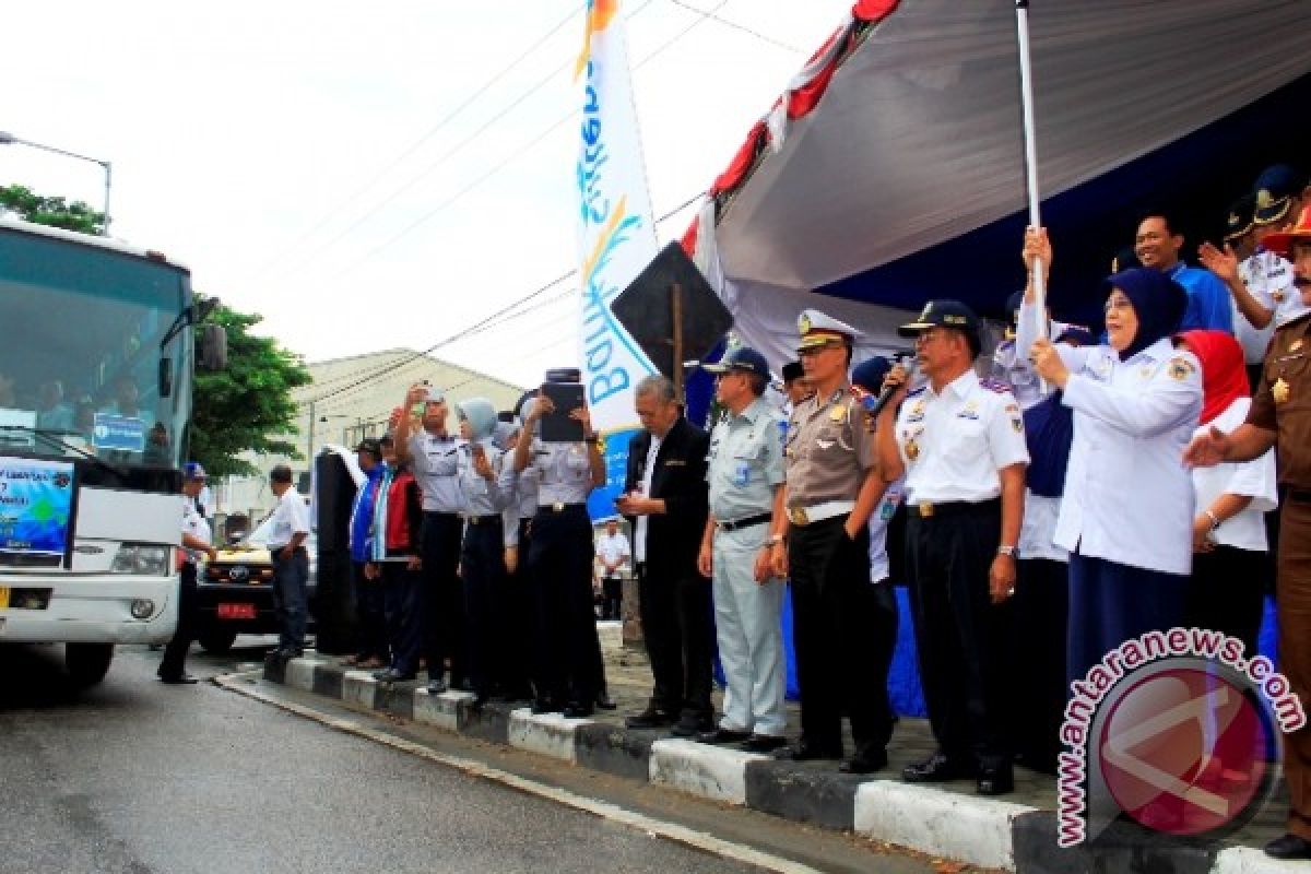 Ratusan warga manfaatkan mudik gratis Dishub Sulteng 