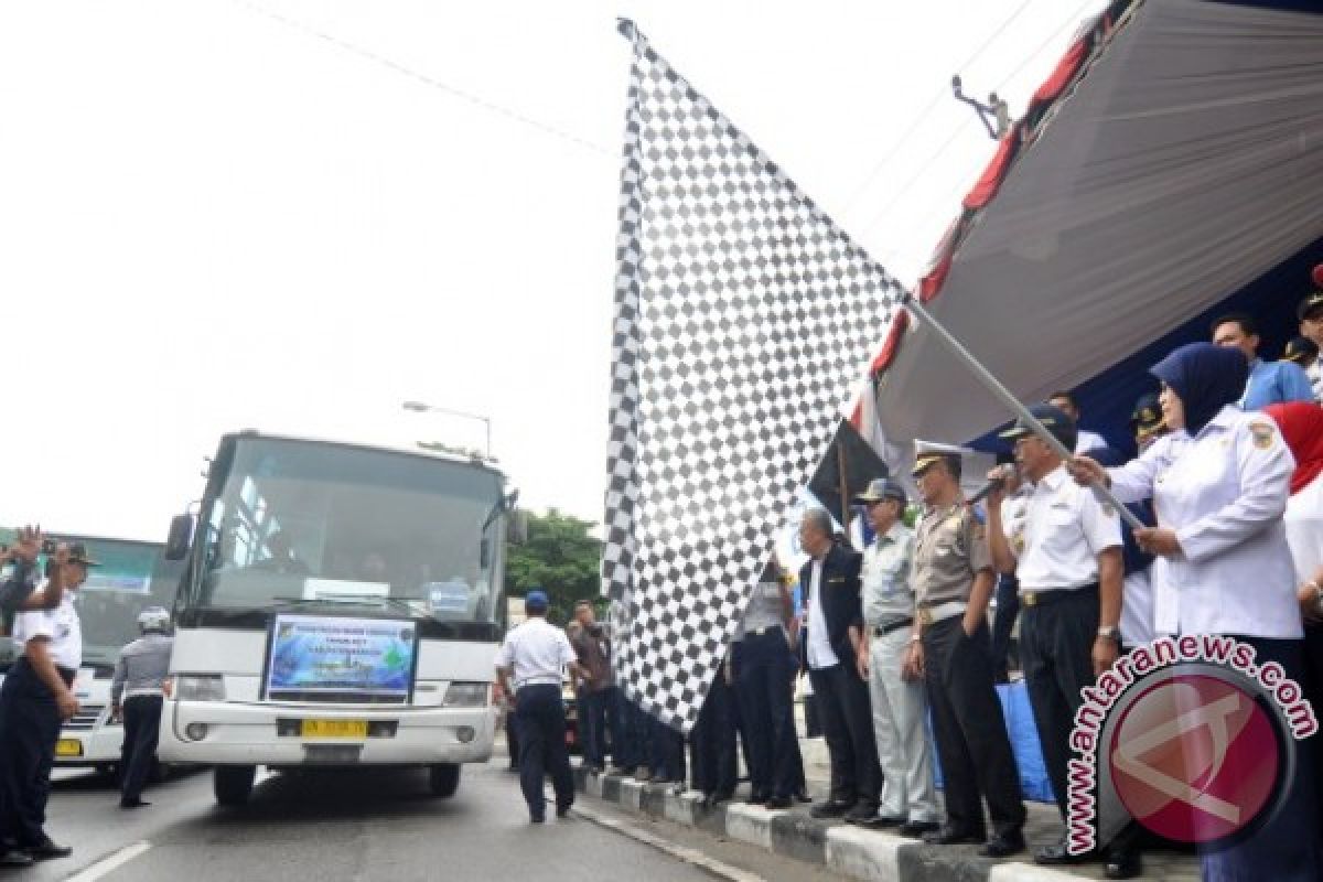 Pemprov Sulteng Lepas Pemudik Gratis 