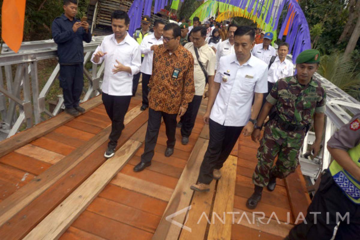 Trenggalek Bangun Jembatan Bailey Antardesa Terdampak Banjir