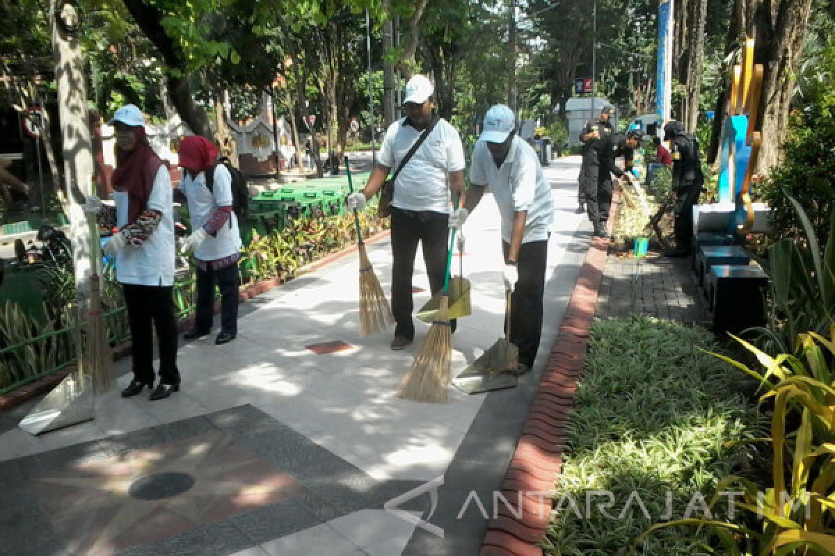 EBC : Taman Bungkul Surabaya Paling Favorit Dikunjungi Warga