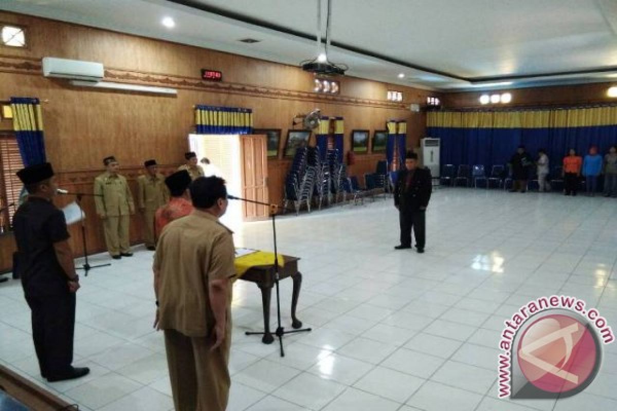 Bupati Tukar Dirut PDAM Tirta Tanjung