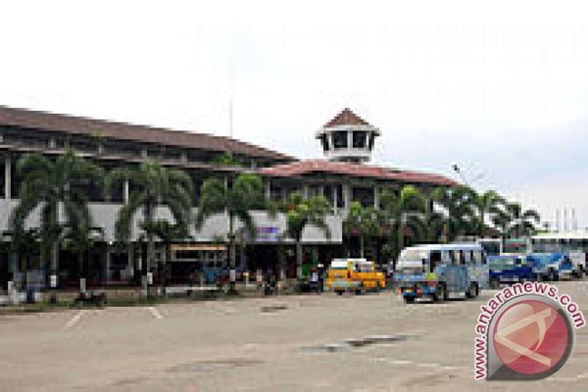 Lebaran - Walikota Tinjau Kesiapan Dua Terminal Jelang Lebaran 