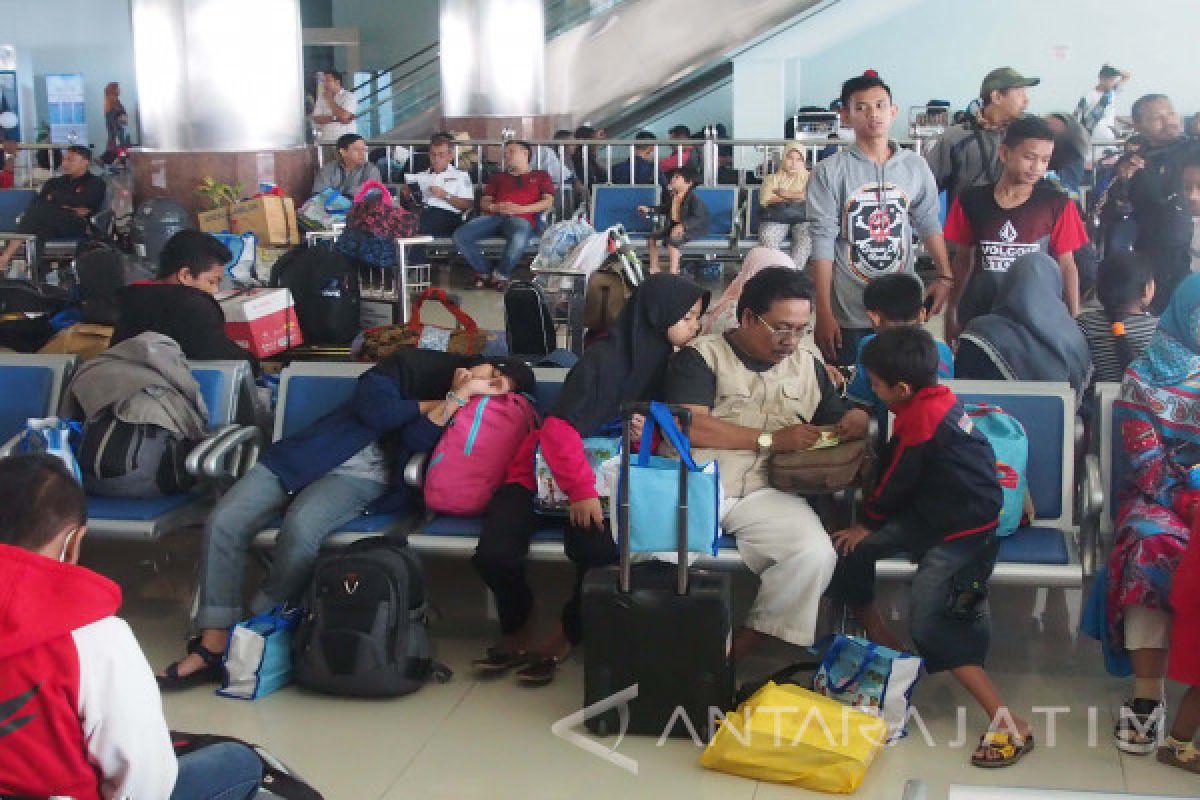 Keberangkatan Pemudik Tujuan Masalembu Terkendala Cuaca