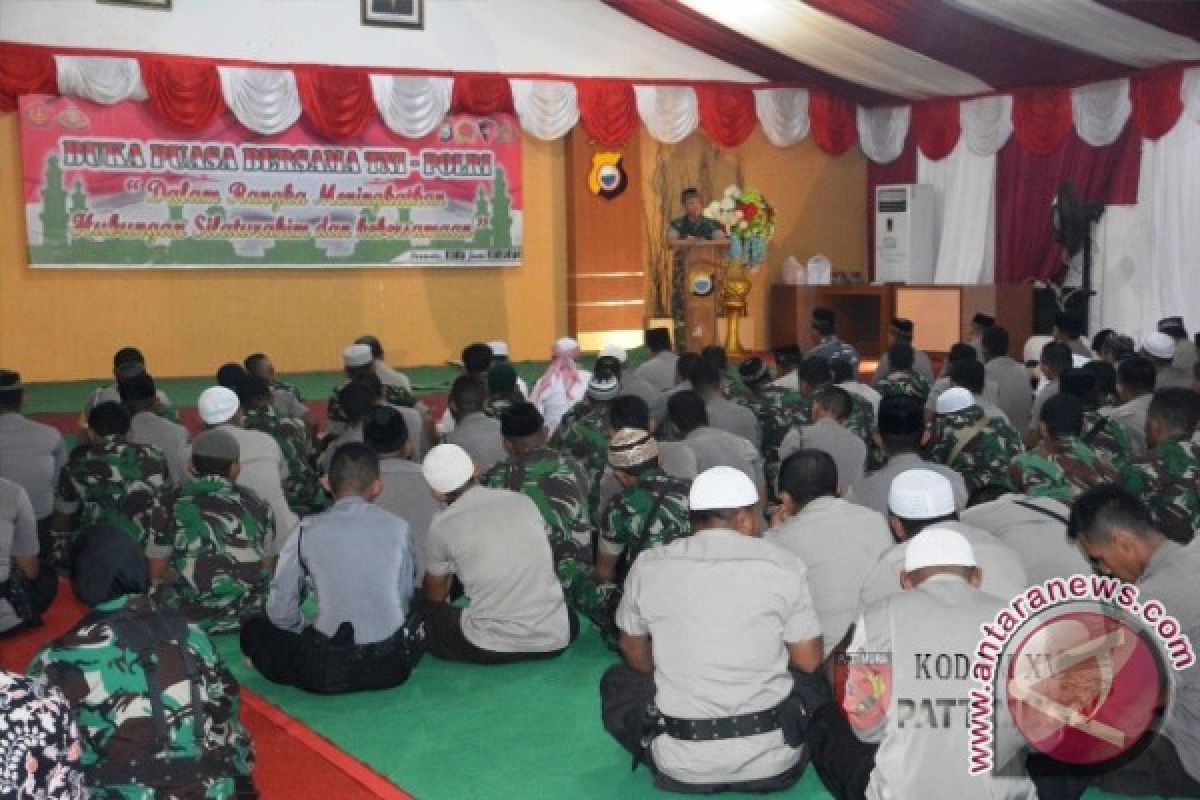 TNI/Polri di Ternate Buka Puasa Bersama