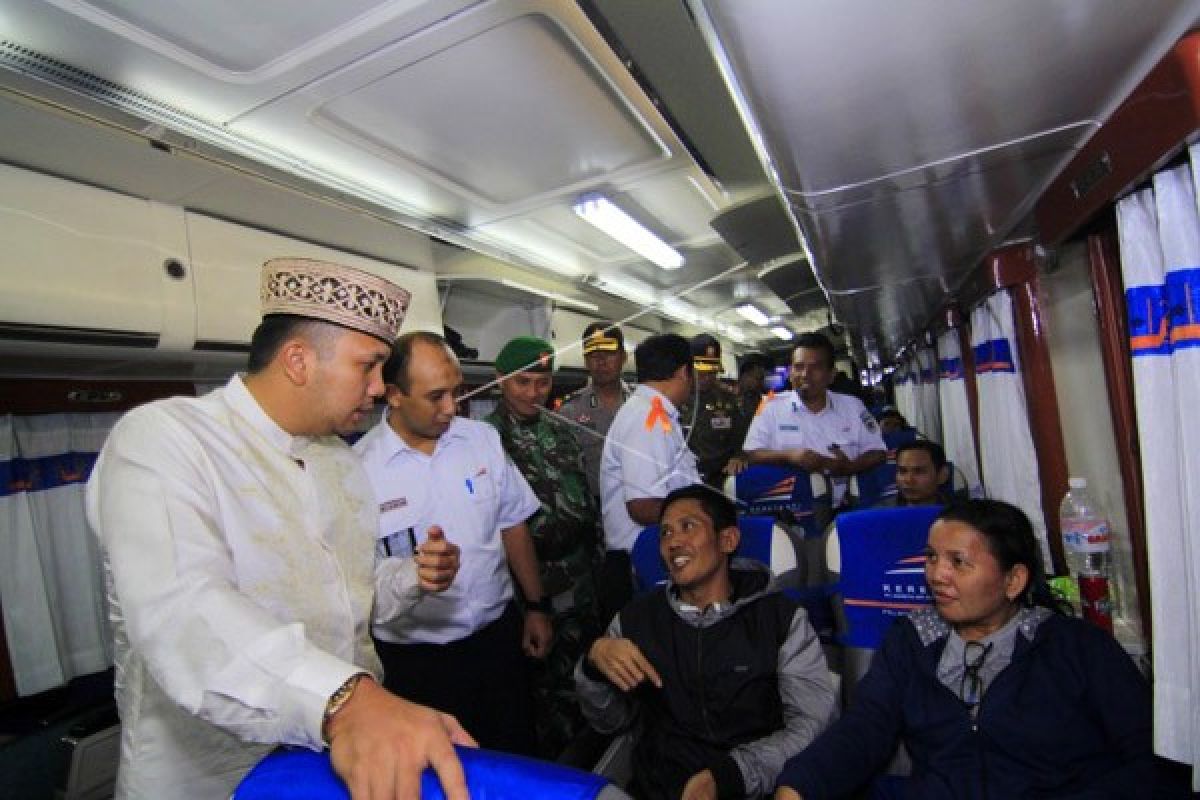 Gubernur: Pemudik Tak Perlu Takut Masuk Terminal Rajabasa  