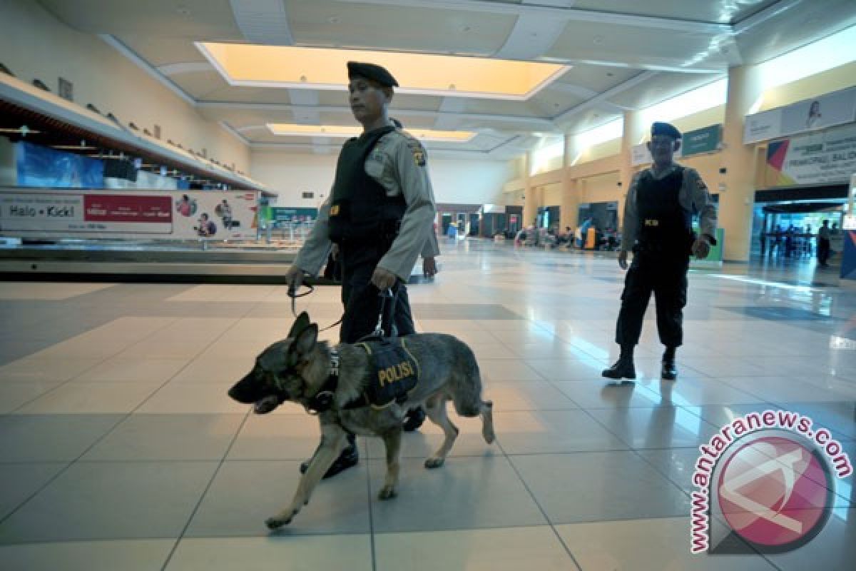 Polisi Maluku ada di tengah masyarakat dan jangan takut teror