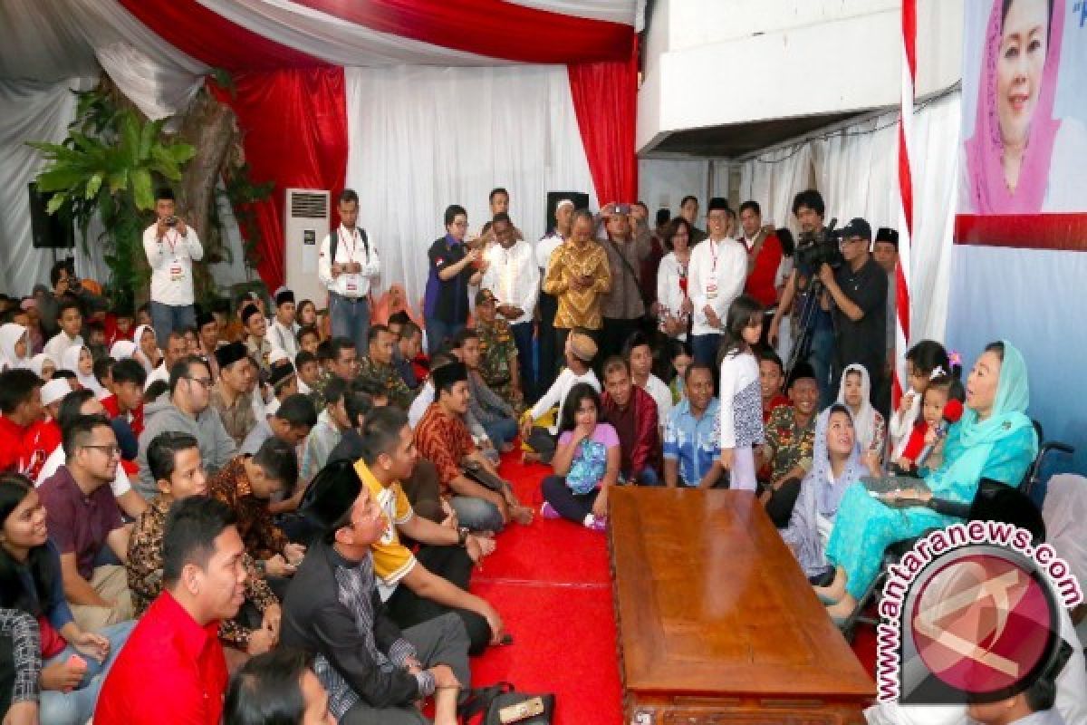 Sinta Wahid dianugerahi gelar 