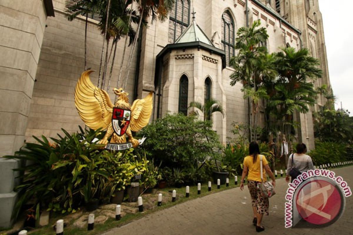 Gereja Katedral ajak jemaat hargai kebhinekaan