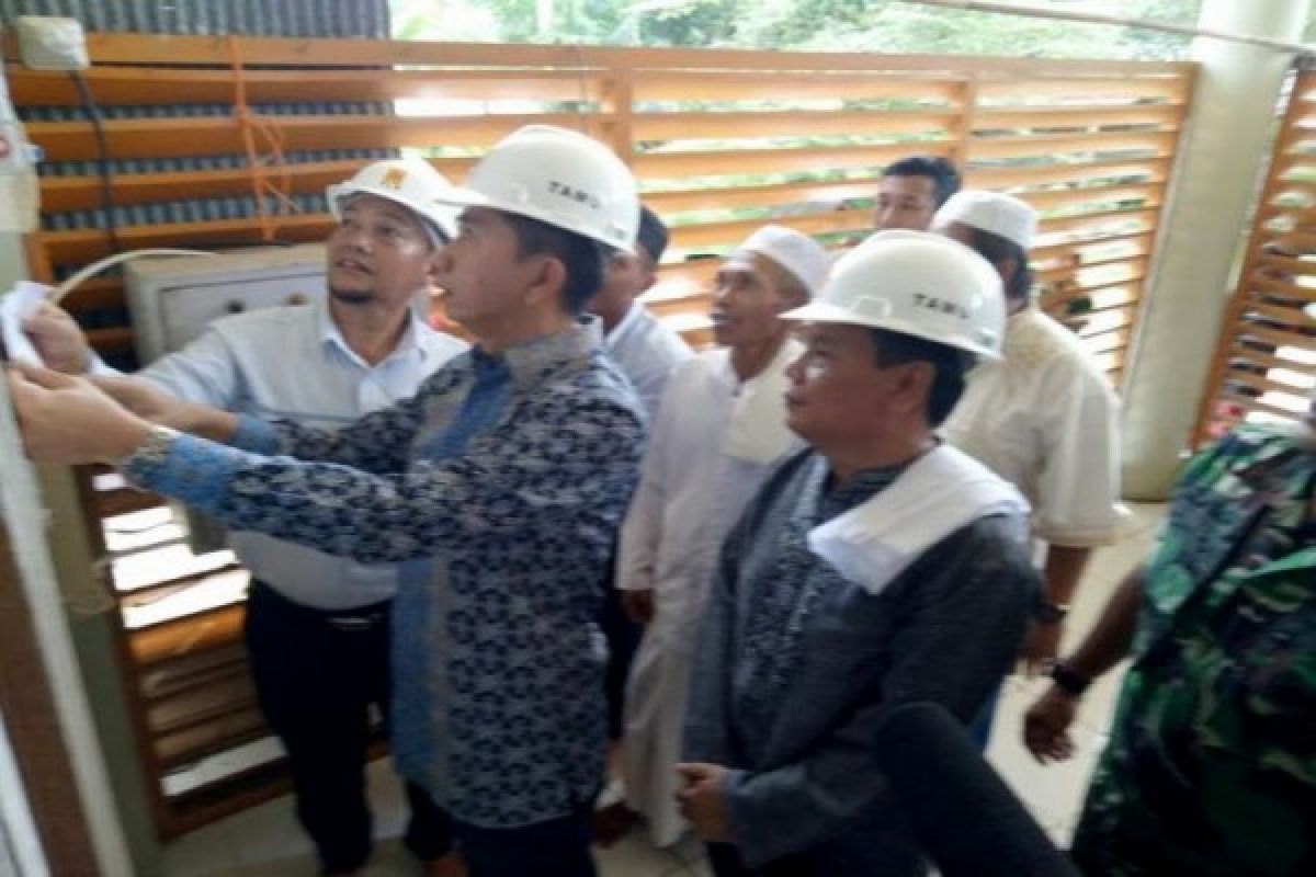 Bupati Barito Utara Luncurkan Listrik Desa Sikui