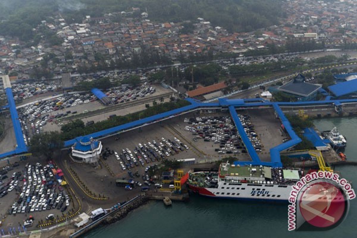 Kapal Portlink tabrak Dermaga III Pelabuhan Merak