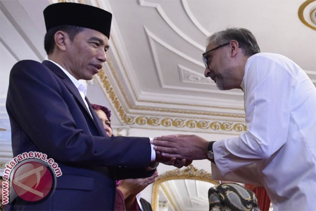 Foreign ambassadors attend open house with President Jokowi