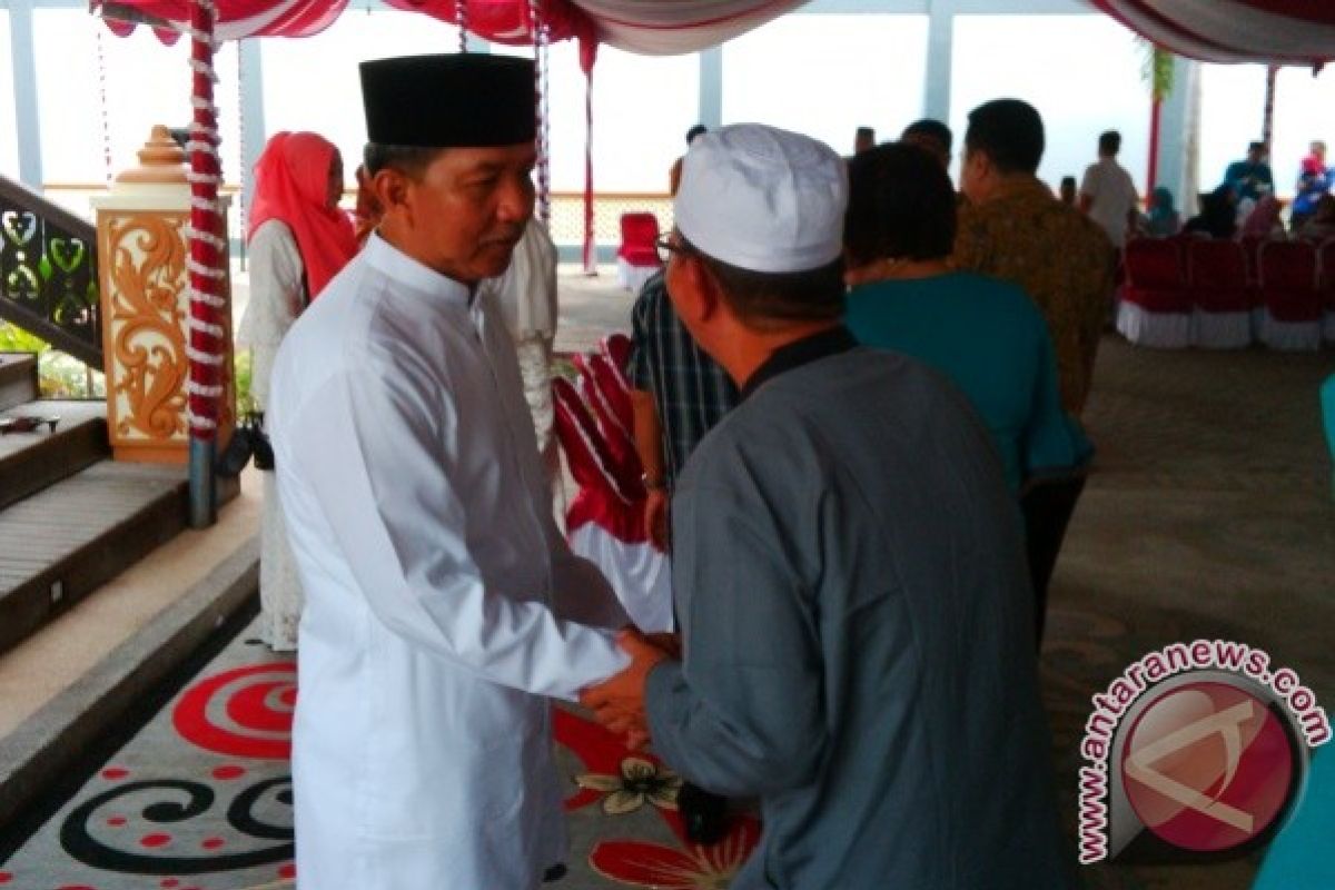 Ratusan Masyarakat "Serbu Open House" di Rujab Wali Kota