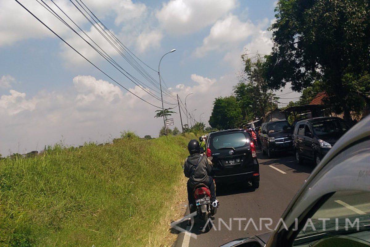 Kendaraan Roda Dua Dominasi Ruas Surabaya-Mojokerto