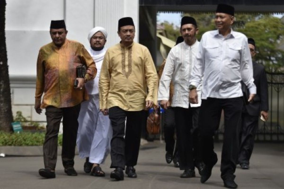 GNPF-MUI akui ingin bertemu Presiden Jokowi sejak 4 November