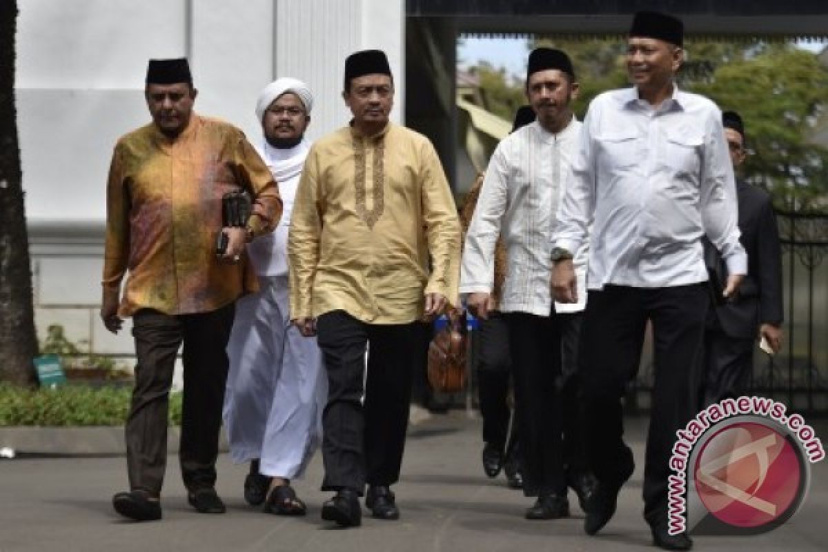 GNPF-MUI akui ingin bertemu Presiden Jokowi sejak 4 November