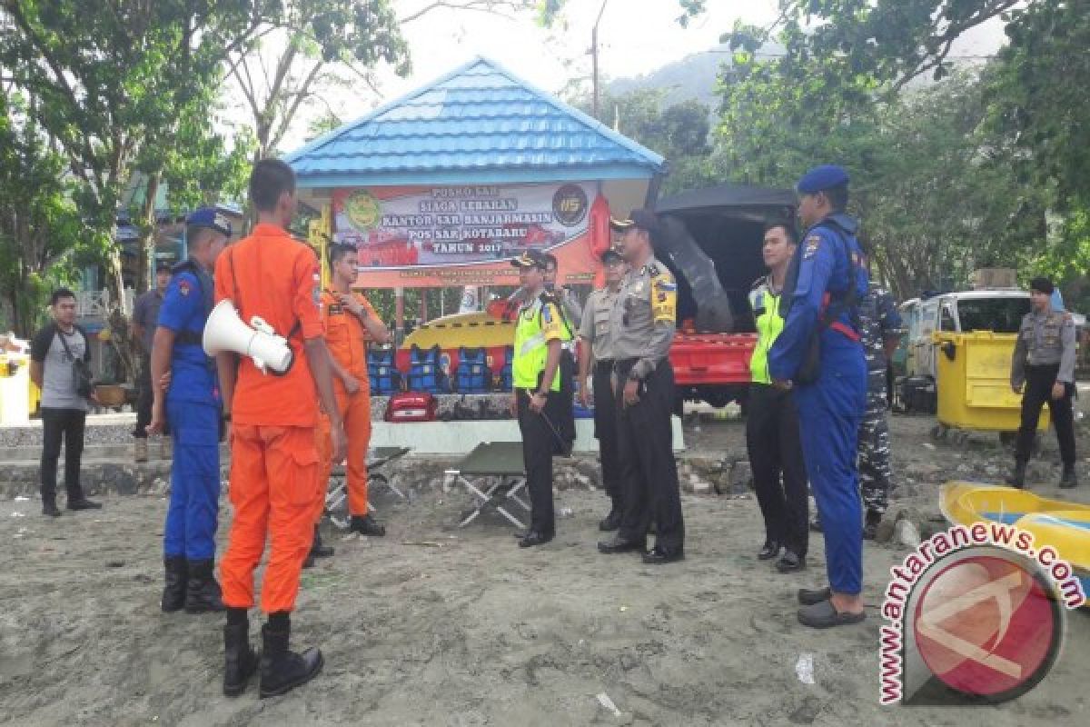 Polres Kotabaru Siap Siaga Berikan Pertolongan Pengunjung Wisata Pantai