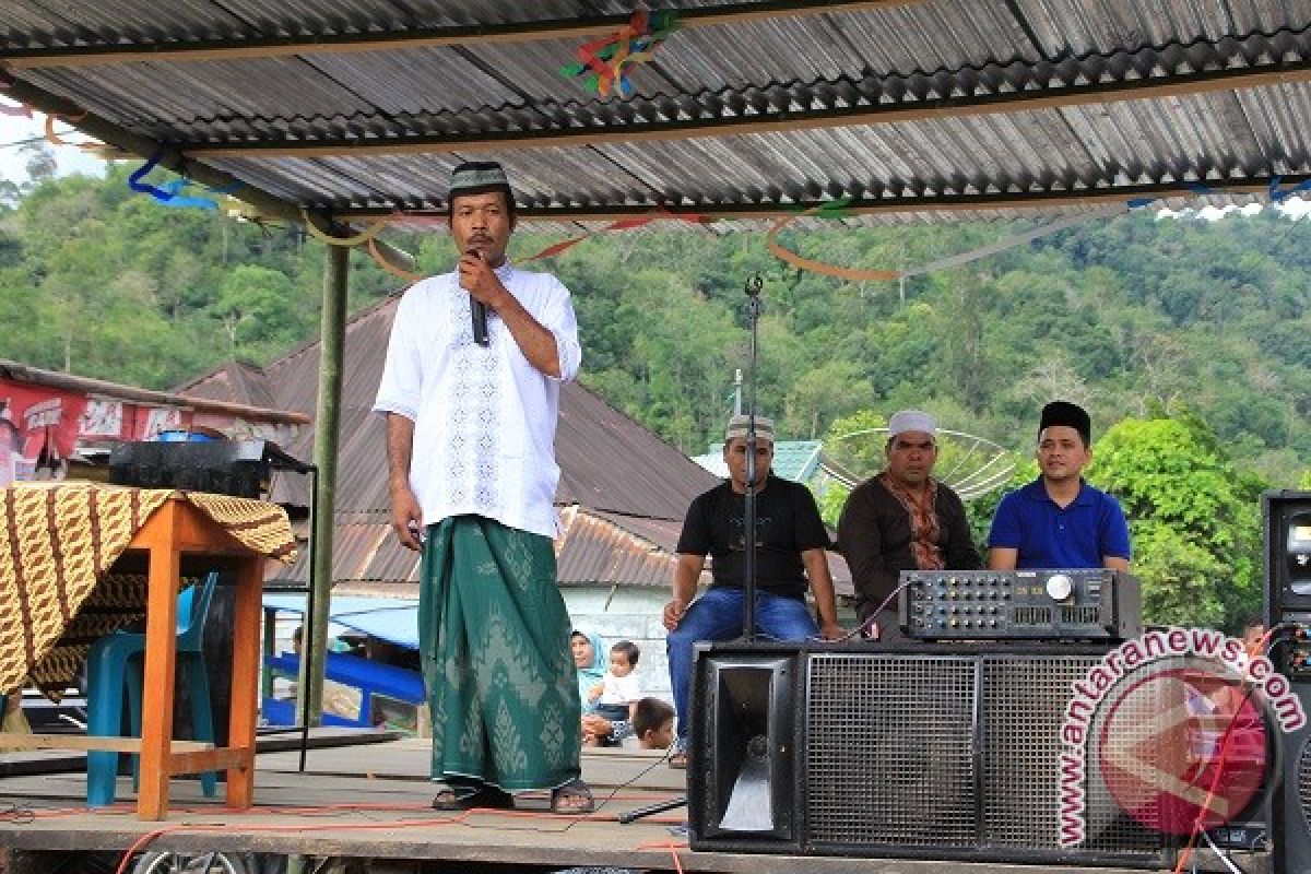 Warga Gunung Baringin Silaturrahmi Dengan Perantau