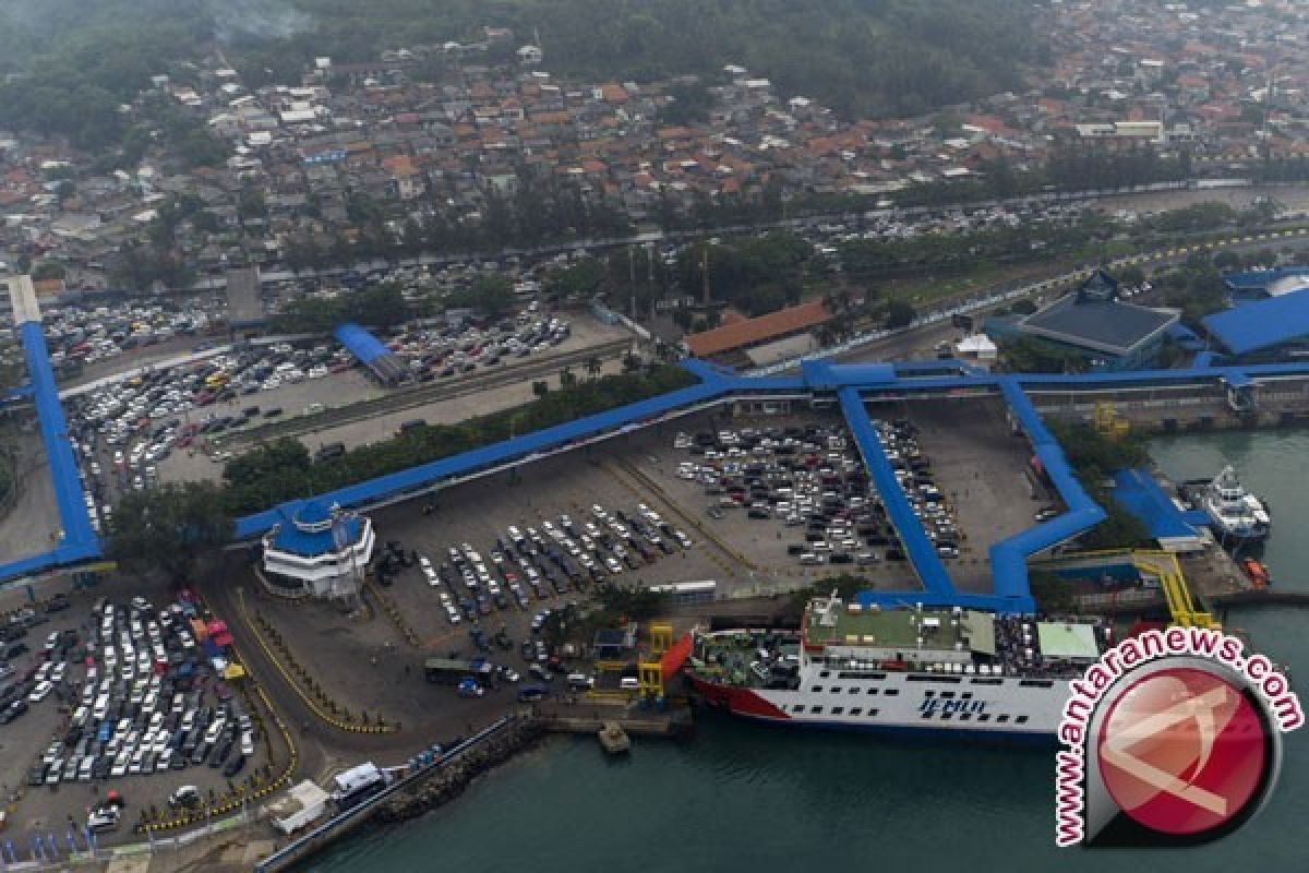 Kapal Portlink Tabrak Dermaga III Pelabuhan Merak