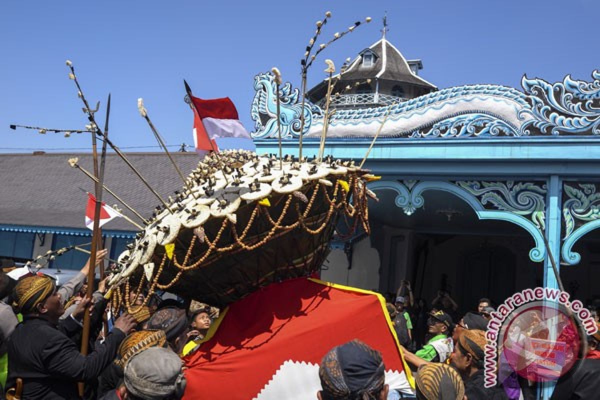 Kilas Lebaran, hotel didominasi keluarga hingga tradisi "Gunungan Grebeg Syawal"