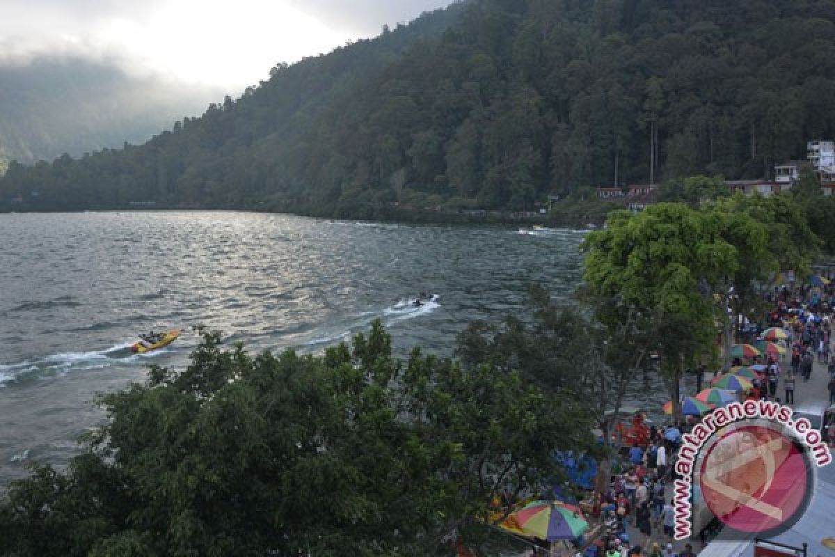 Kebakaran lahap sejumlah bangunan di kawasan wisata Sarangan