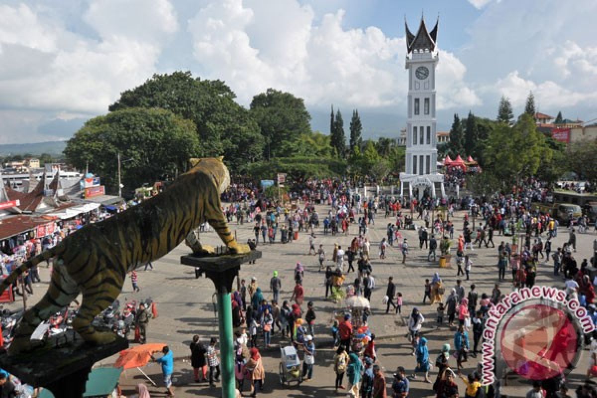 Bukittinggi akan gelar lomba lari malam hari lewati jenjang