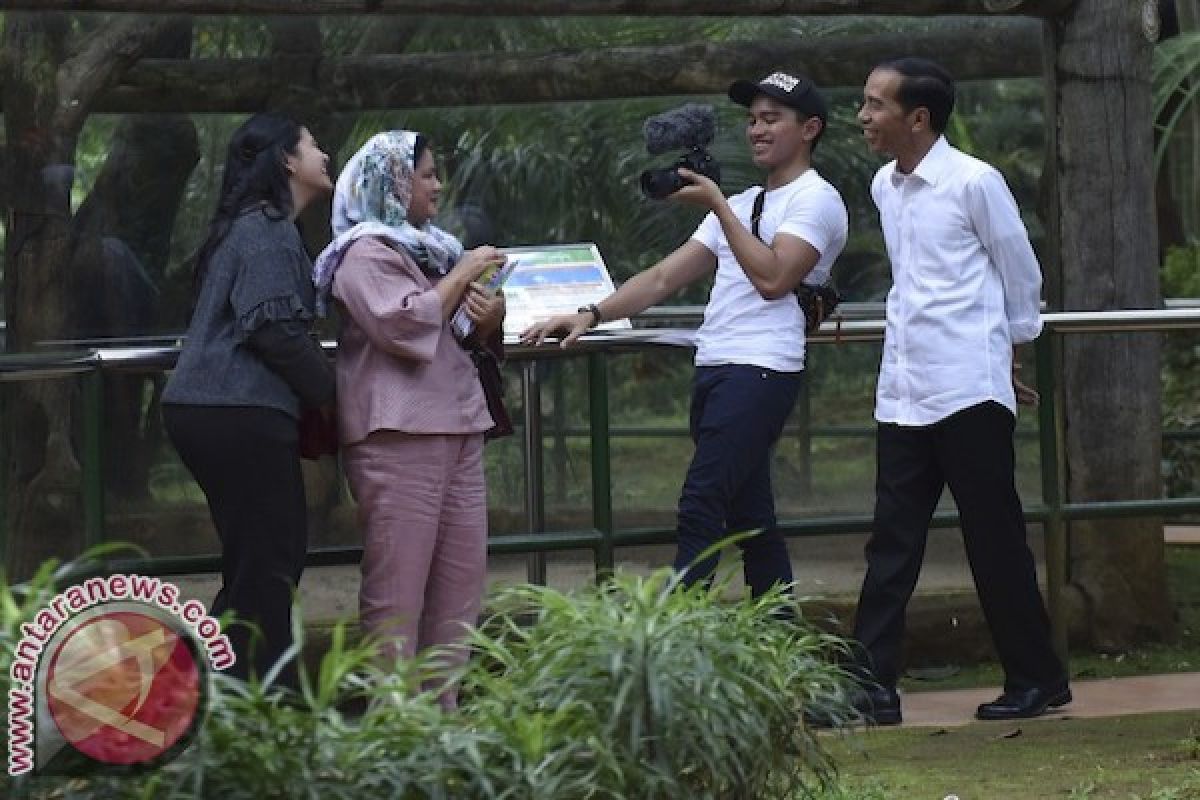 Presiden Jokowi kunjungi Kebun Binatang Ragunan