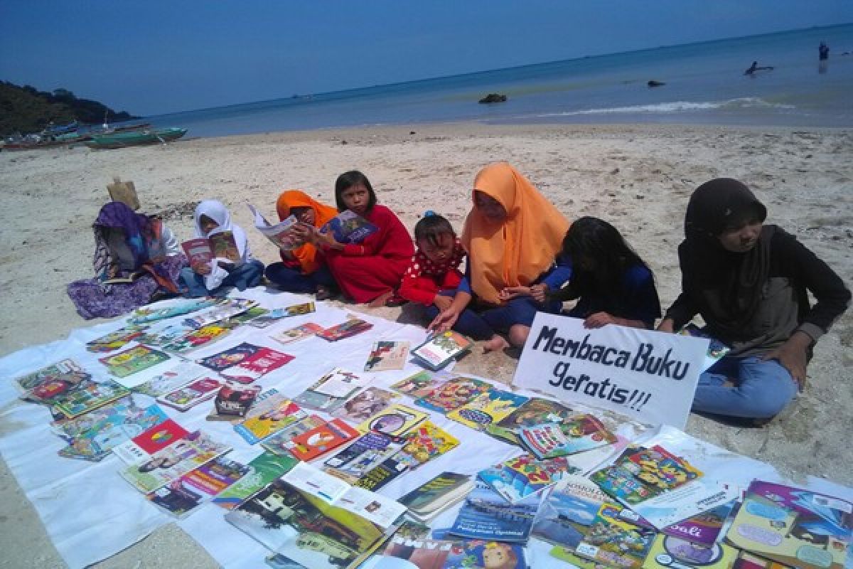  Perahu Pustaka Lampung Gelar Wisata Literasi 