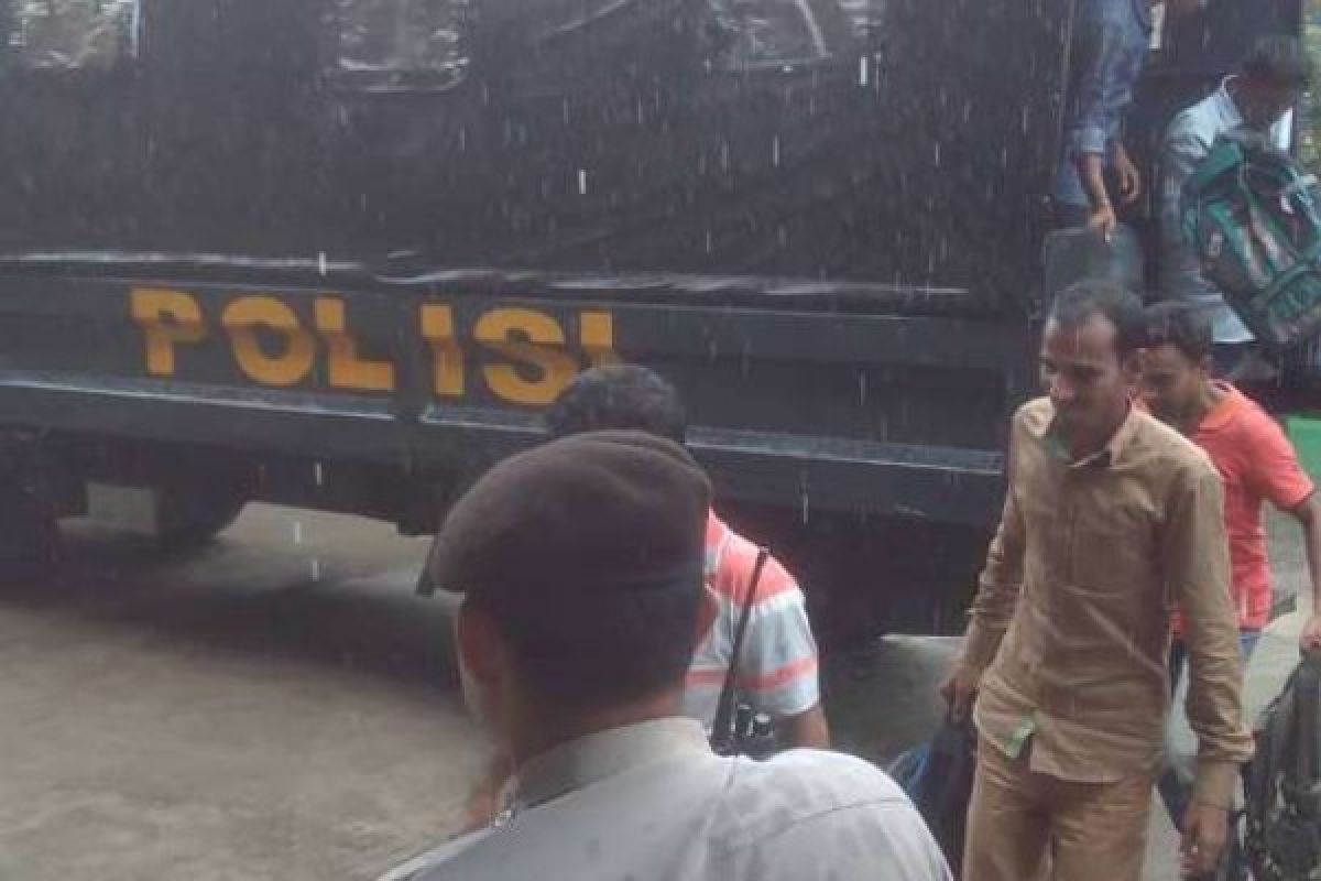 38 WNA Bangladesh Digerebek di Ruko, Penampungnya Ditangkap Polisi Pekanbaru