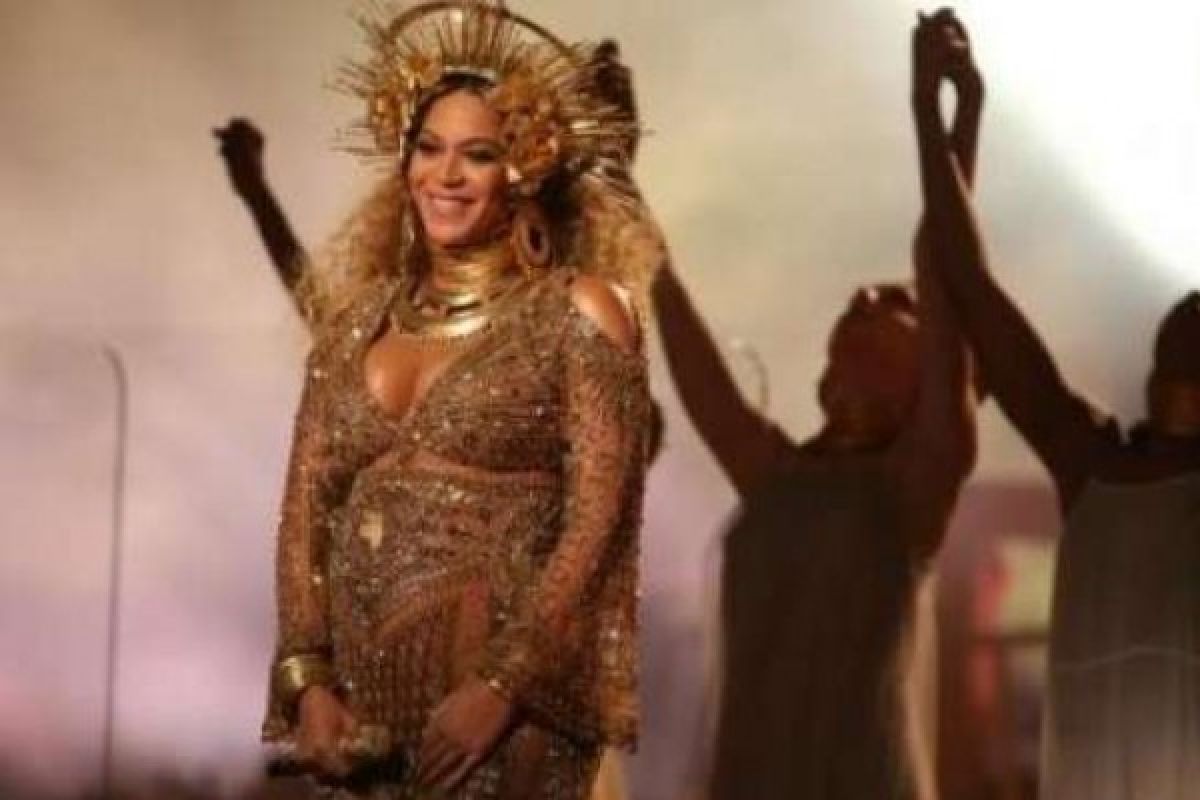 Beyonce Telah Melahirkan Anak Kembar??