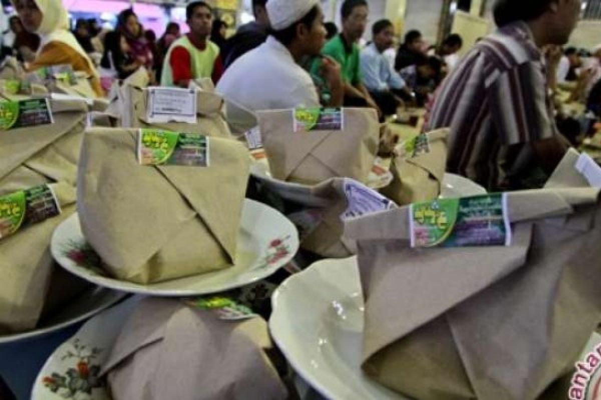Bupati Kuansing Gelar Buka Bersama Ulama Dan Tokoh Masyarakat