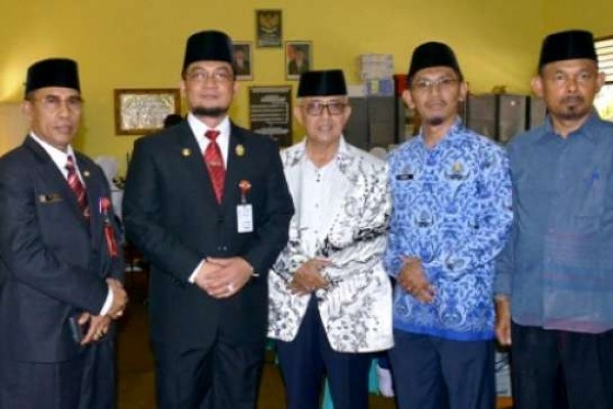 Ijazah Pelajar Di Lima Desa Diteken Pemerintah Kampar