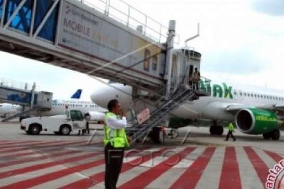 Pilot Terjebak Banjir Pekanbaru, Dua Pesawat Terlambat Terbang