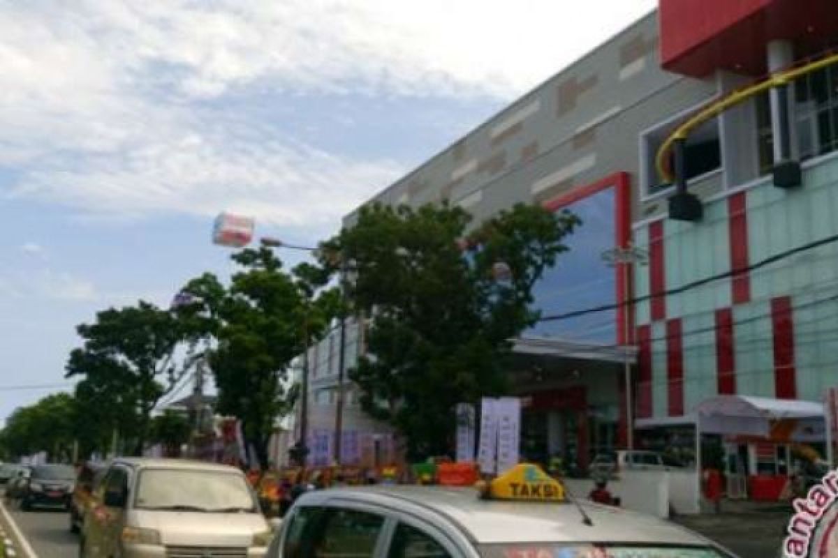 Wahana "Roller Coaster" Transmart Pekanbaru Dihentikan