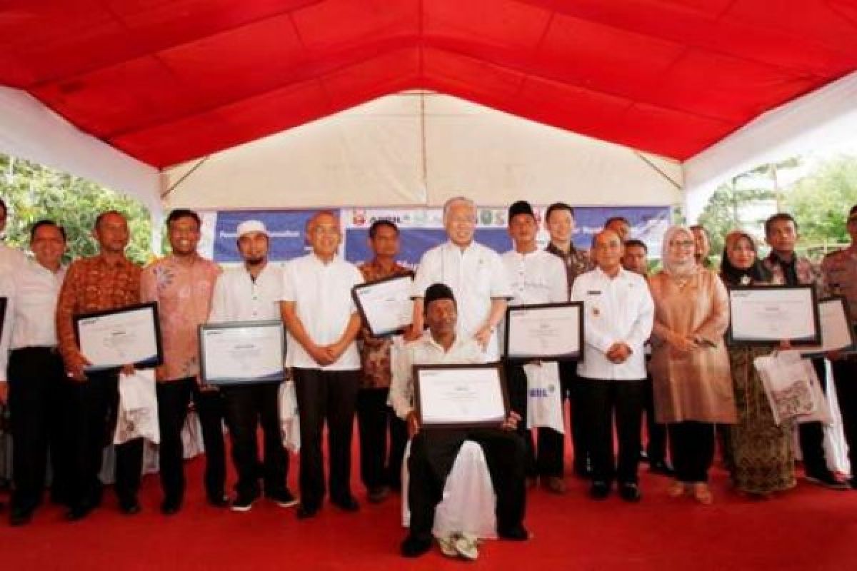 2 Warga Riau Bangga Mendapatkan Penghargaan dari Menteri