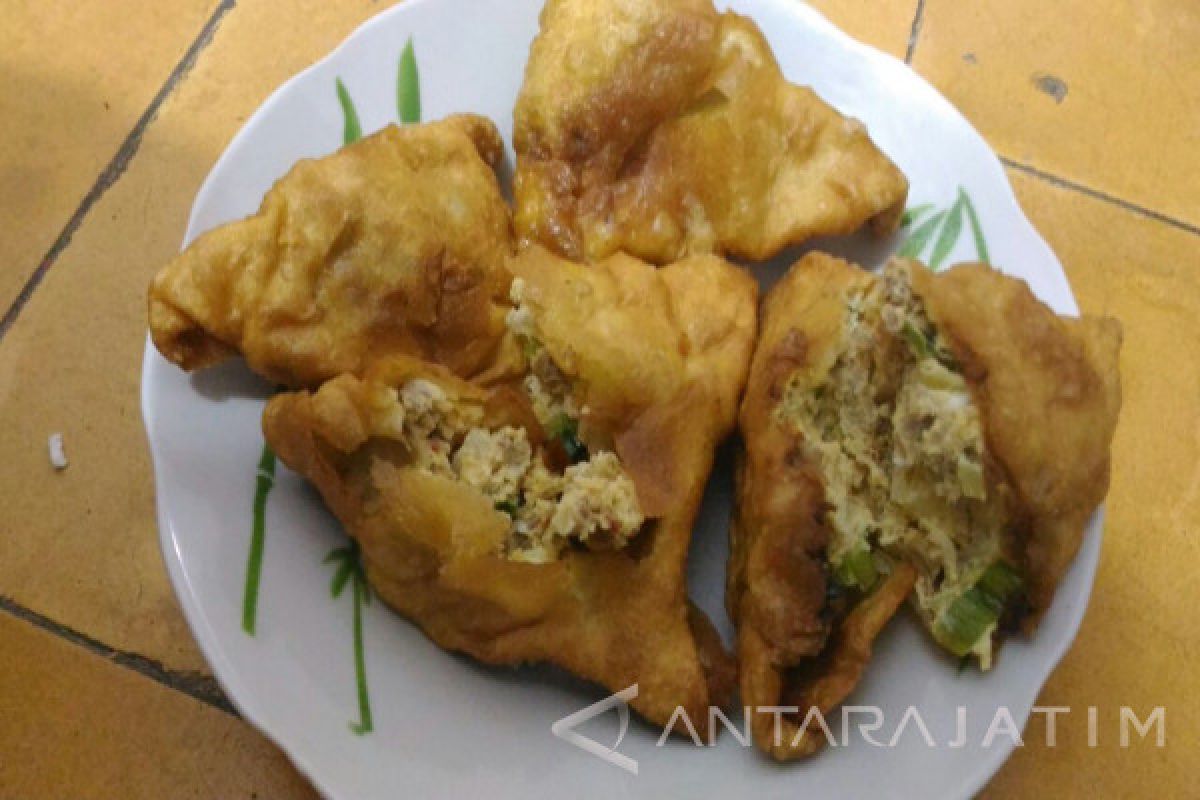 Gurihnya Martabak Usus 