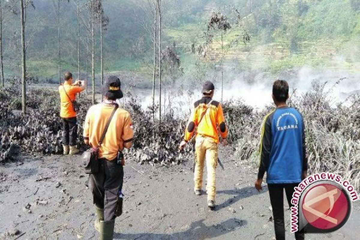 Letusan freatik terjadi di Kawah Sileri Dieng