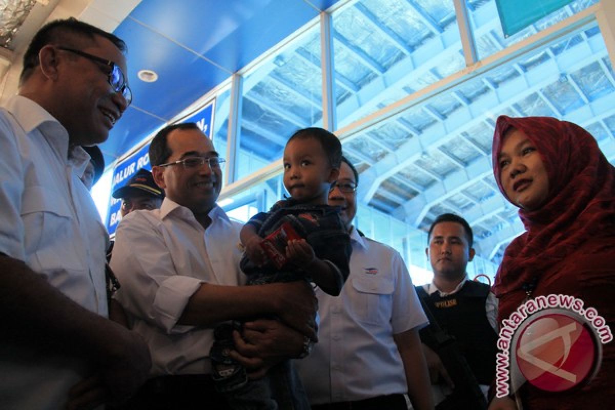 Pemprov Lampung Usulkan Peningkatan Landasan Bandara Seray 