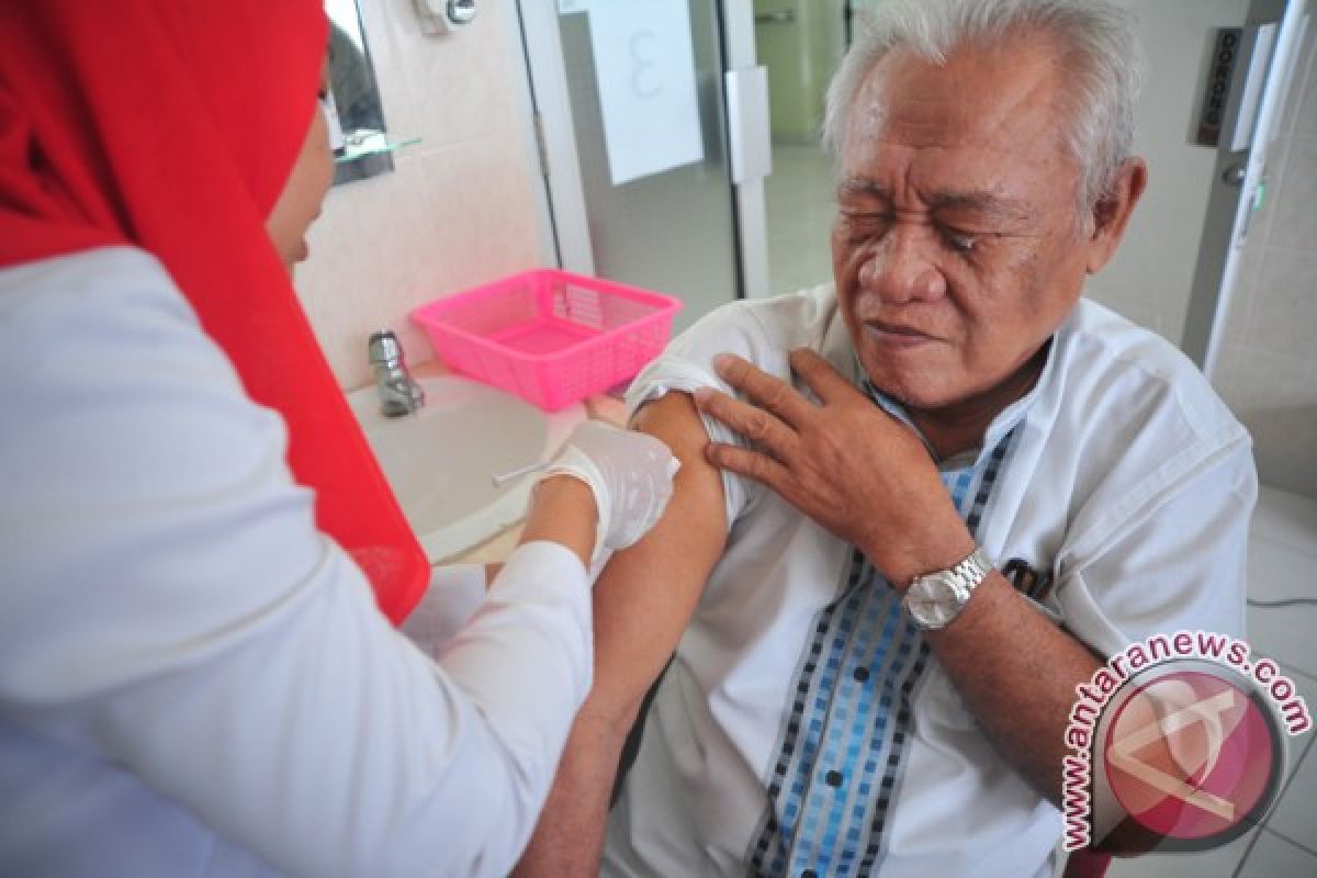 Calon haji segera suntik vaksin meningitis