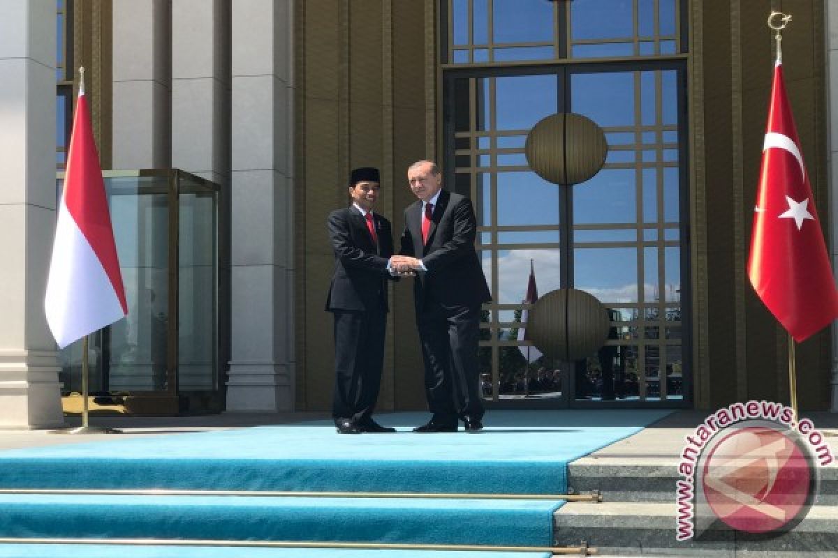 President Jokowi commences state visit to Turkey