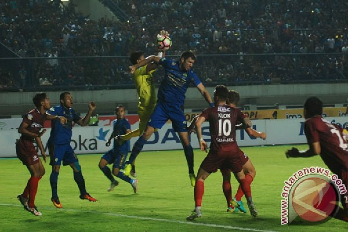 Madura United jamu Persib di Stadion Pamekasan