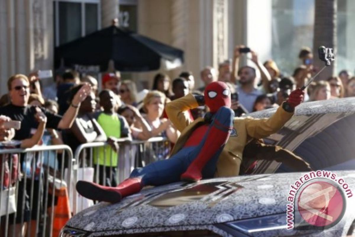 Jakarta hari ini temu Spider-Man hingga dukungan moril untuk artis terjerat narkoba