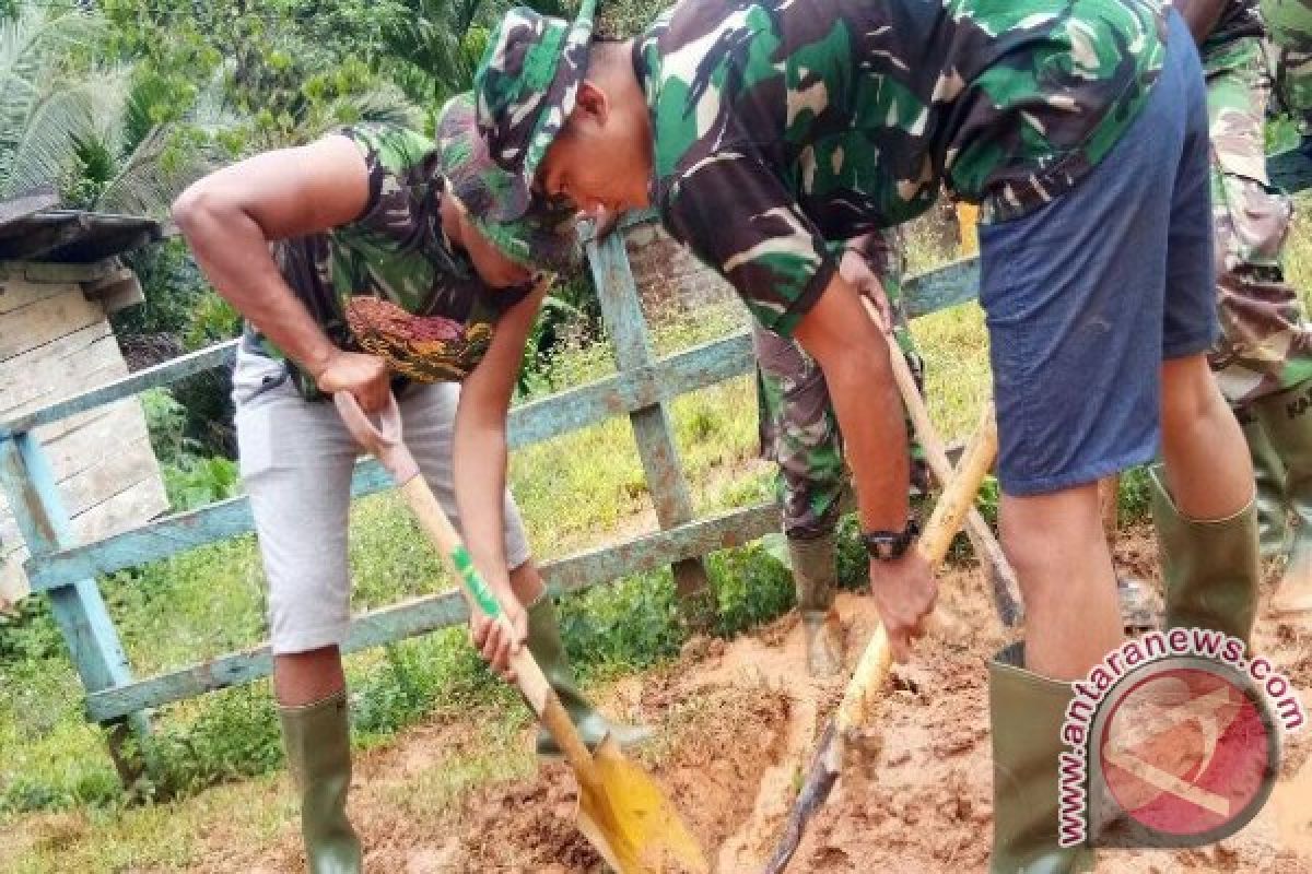 Warga apresiasi program TMMD perbaiki jalan kampung