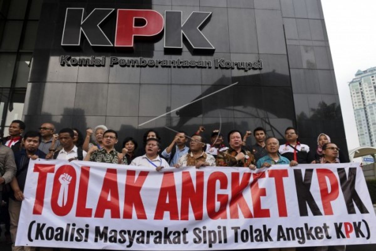 Pansus undang ahli pidana dalami SOP KPK