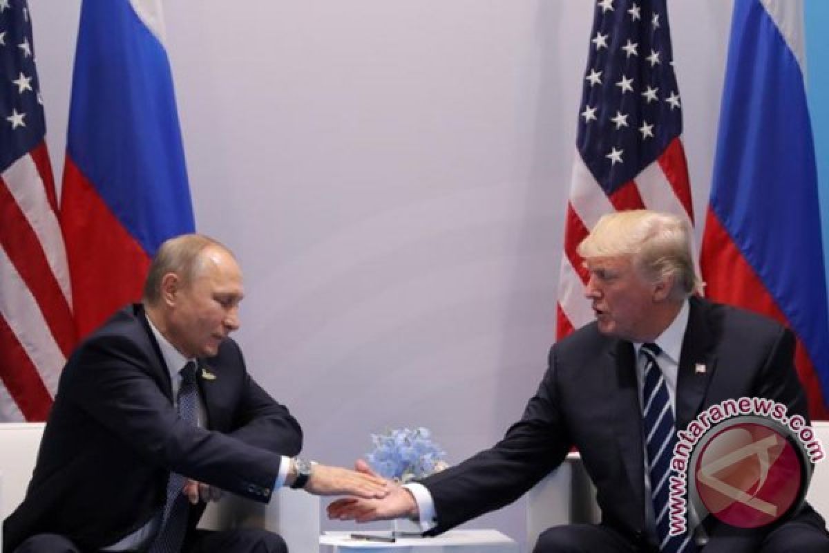 Ketika Trump dan Putin akhirnya bertemu muka