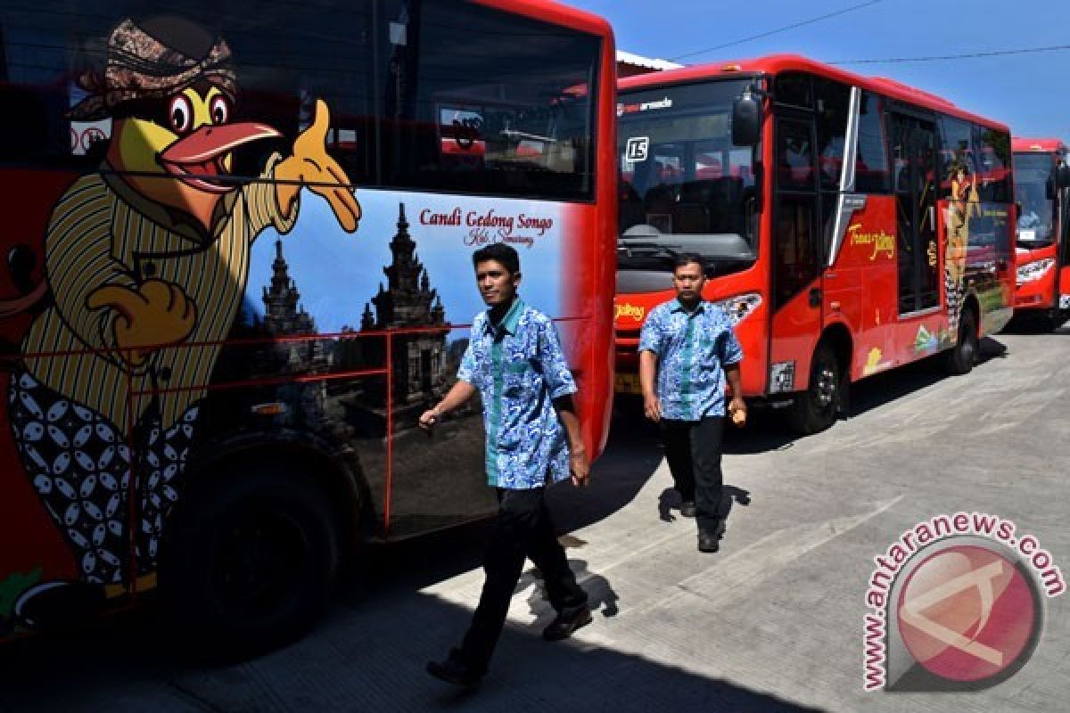 Pegawai Pemkot Semarang wajib naik transportasi umum setiap Selasa