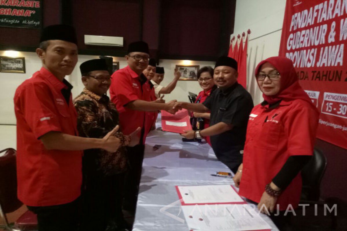 PDIP Kembalikan Formulir Anas untuk Pilkada Jatim