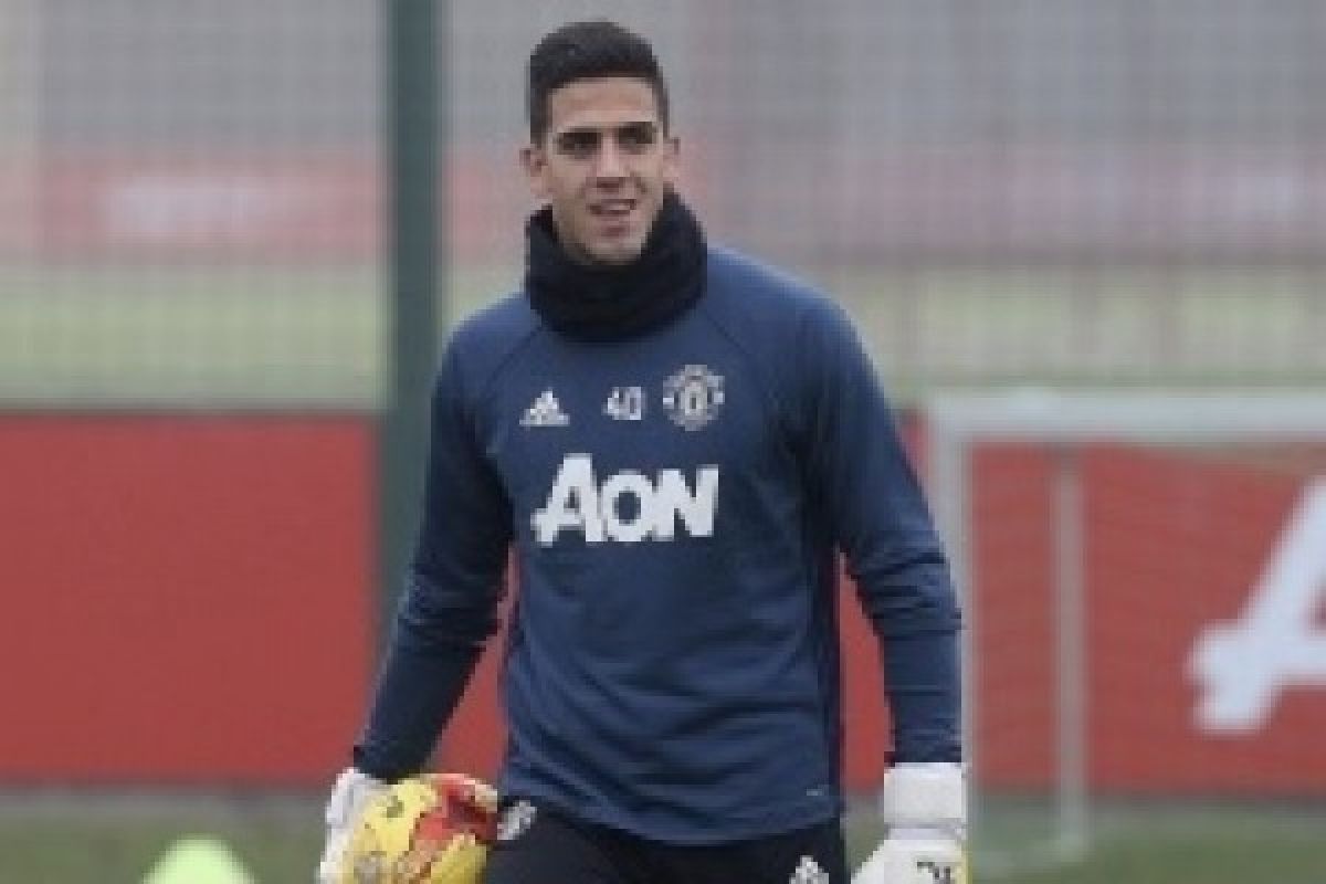 Manchester United Ikat Joel Pereira Hingga 2021