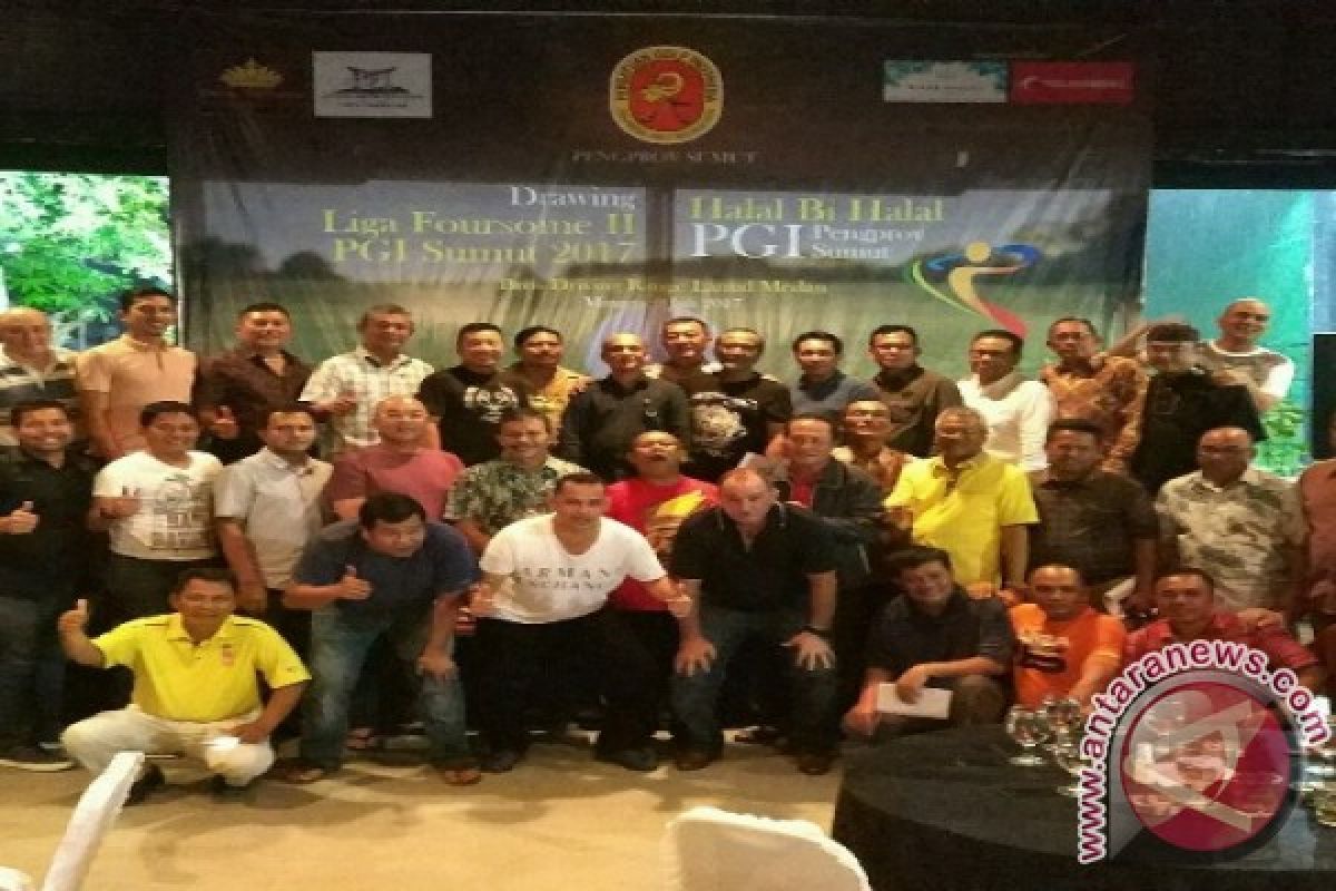 90 Pegolf Ramaikan Liga Foursome 2017