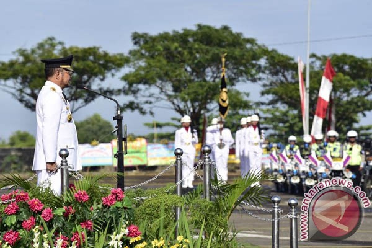 Gubernur Sulsel Pimpin Upacara HUT Bhayangkara 