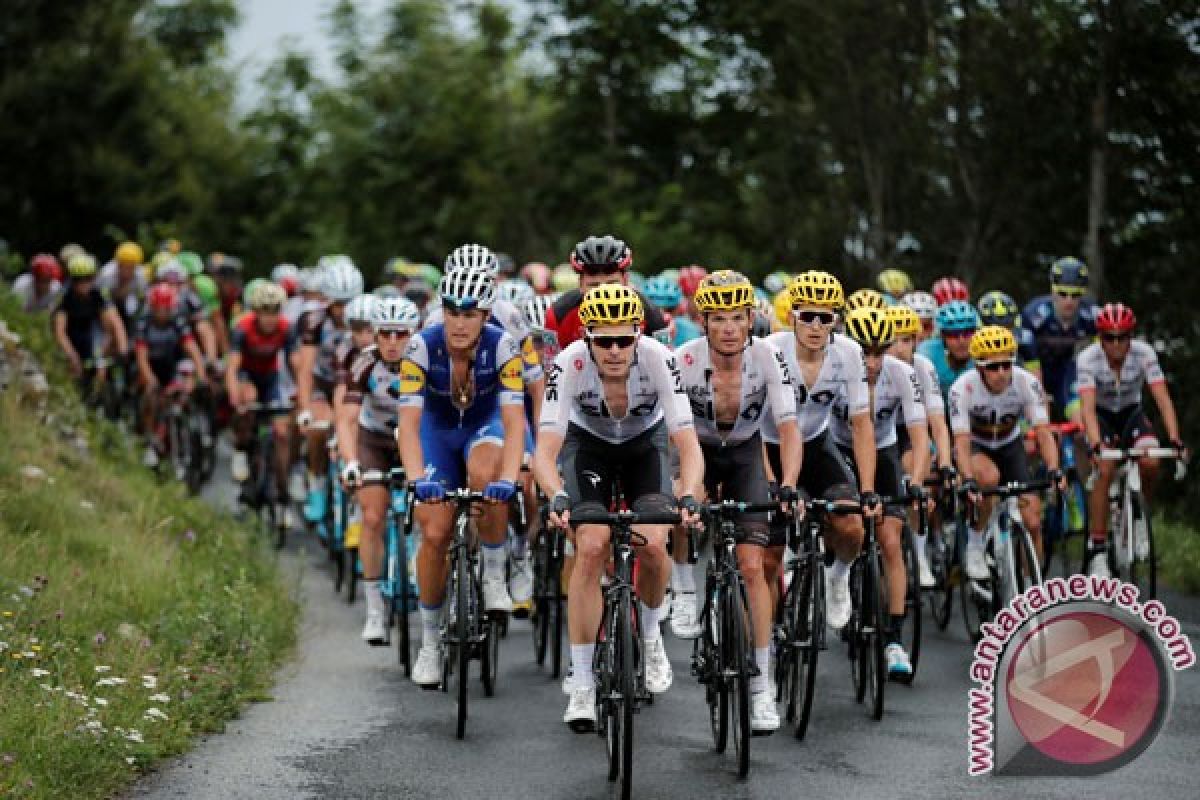 Bardet menangi tahap 12 Tour de France